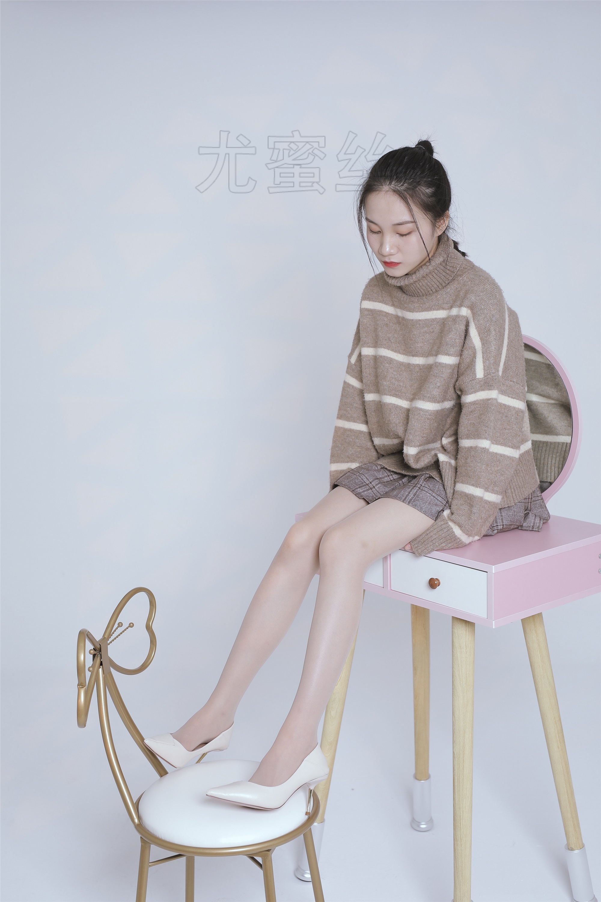 尤蜜丝 穿搭写真 NO.011